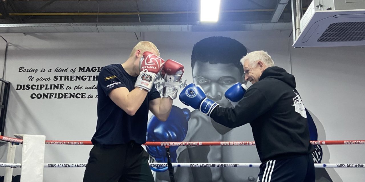 Alex van Klooster is fulltime boksschoolhouder: “Ik hoop mensen anders naar het leven te laten kijken”