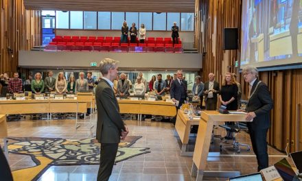 Jeroen Bulthuis geïnstalleerd als tijdelijk wethouder