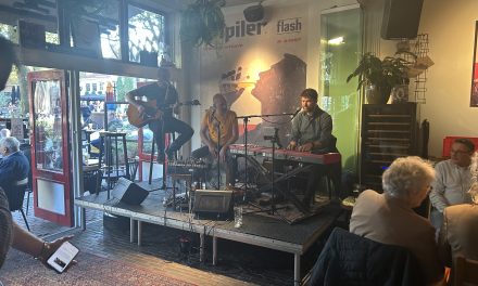 Mohr & More brengt een zondamiddag vol muziek en gezelligheid in Stadscafé Amersfoort