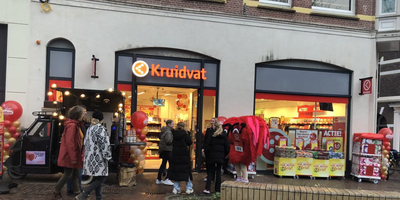 Opening van nieuwe Kruidvat in centrum