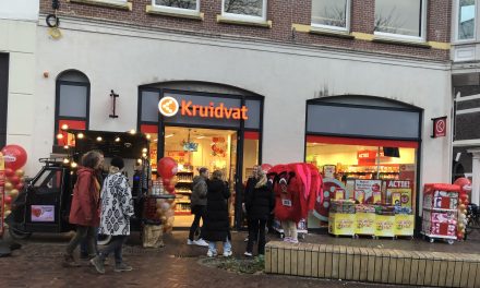 Opening van nieuwe Kruidvat in centrum