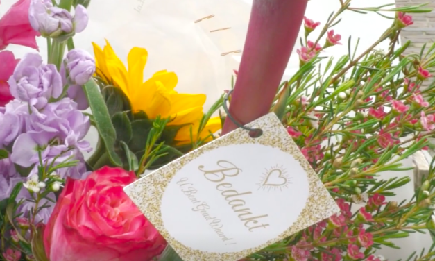 Natasja brengt elke week een bloemtje langs
