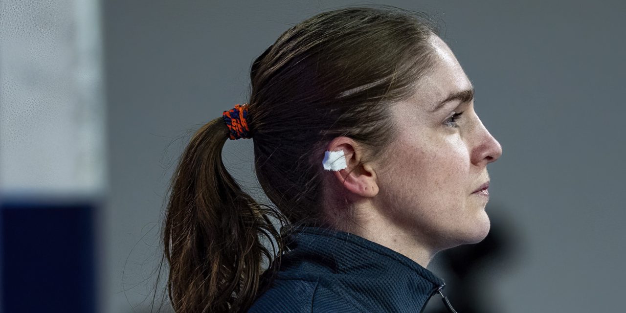 Handbalster Laura van der Heijden stopt met topsport en keert terug naar Amersfoort