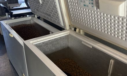 Dierenvoedselbank Amersfoort opent nieuw pand