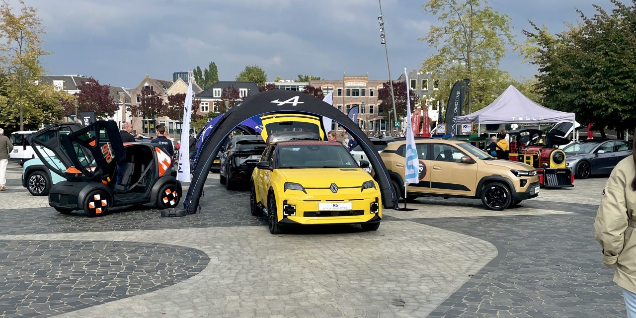 Ontdek Elektrisch trekt veel bekijks op het Eemplein