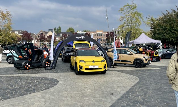 Ontdek Elektrisch trekt veel bekijks op het Eemplein