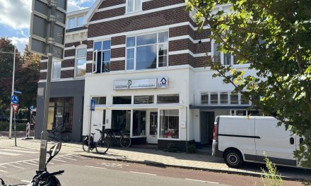 Dierenarts Peter de Frankrijker” Dierenarts worden doe je niet om rijk van te worden maar omdat je van het vak houd”.