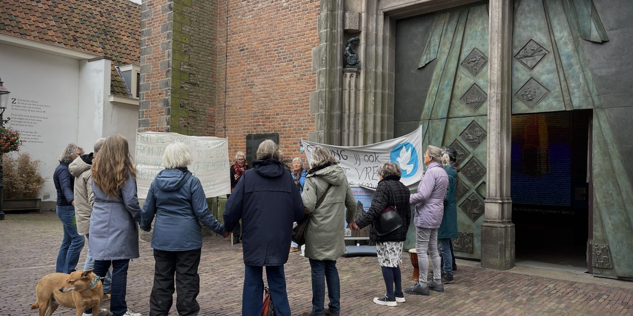 Vrouwen voor Vrede roept met zang op tot verbondenheid