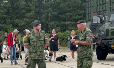 Meer trots, kansen en geld: jonge Amersfoorter groeit mee met Defensie