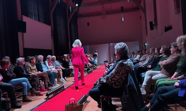 Samen op de catwalk voor een goed doel