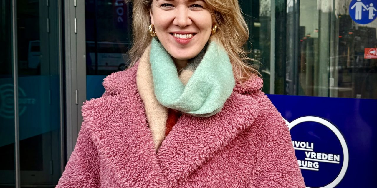 Amersfoortse Rosanne in het theater met ‘Het Familiediner’