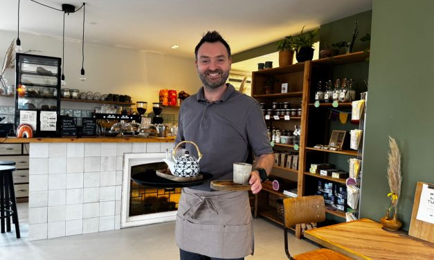 Amersfoortse ontmoetingsplek wil gezinnen verbinden met betaalbare feestdagenactiviteit, maar opkomst blijft laag