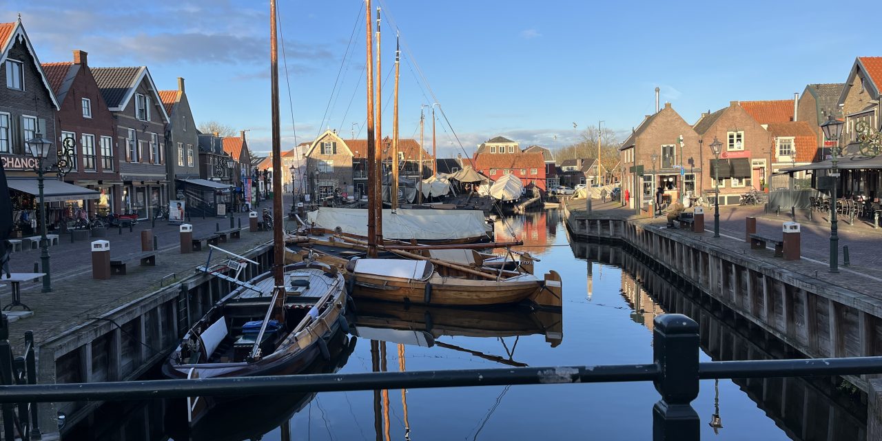 Wintermarkt Spakenburg trekt duizenden bezoekers