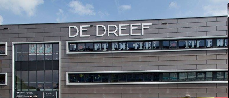 Van sneeuwpret naar schrik: sporthal De Dreef stort in