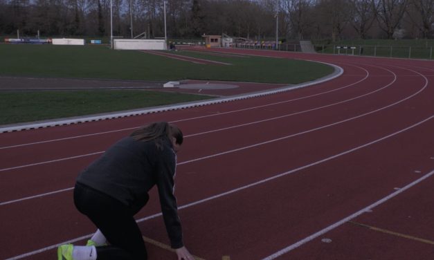 Jackie Vissers in het winnende estafette team