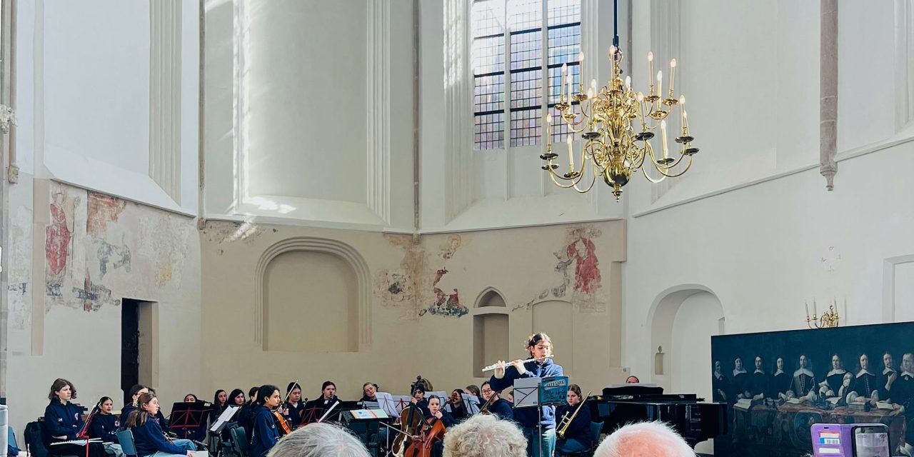 Bezoekers enthousiast over concert gegeven door Britse scholieren in de Sint-Joriskerk 