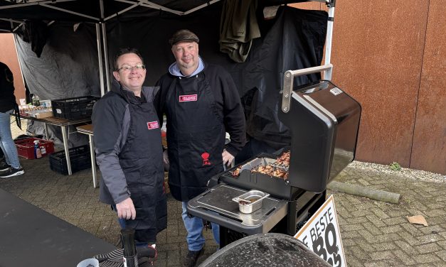 Fandag Weber opent het barbecueseizoen