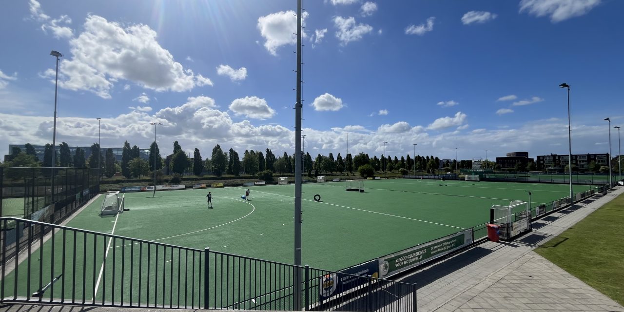 Verhuizing HC Eemvallei nu dan echt van start, leden nemen afscheid