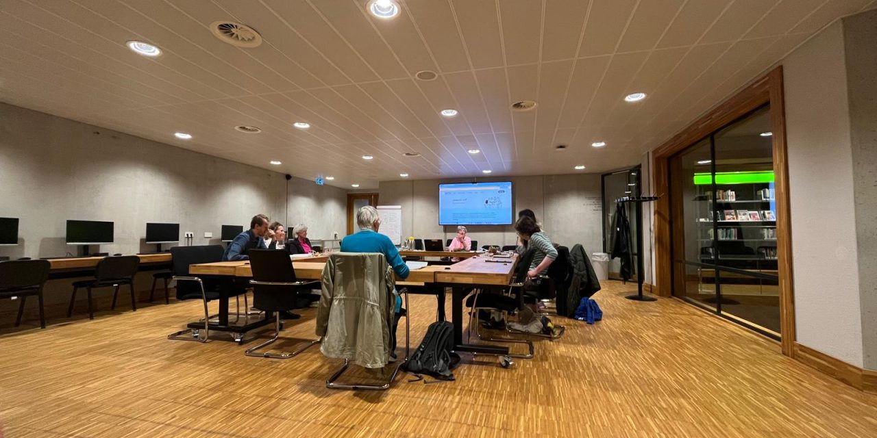 Organisatie Senia brengt mensen samen voor oprichting boekenclub