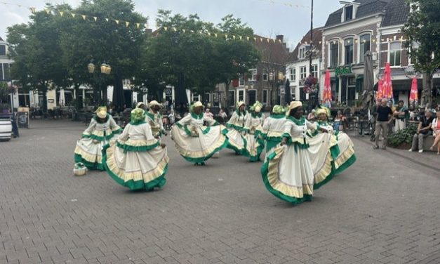 Optocht door Amersfoort zorgt voor meer aandacht voor Keti Koti