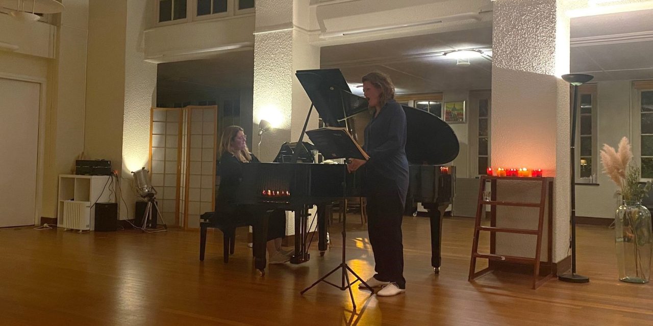 Zangeres Eva Kroon en pianiste Heleen Vegter duiken studio in voor debuut-cd: ‘Reflets’