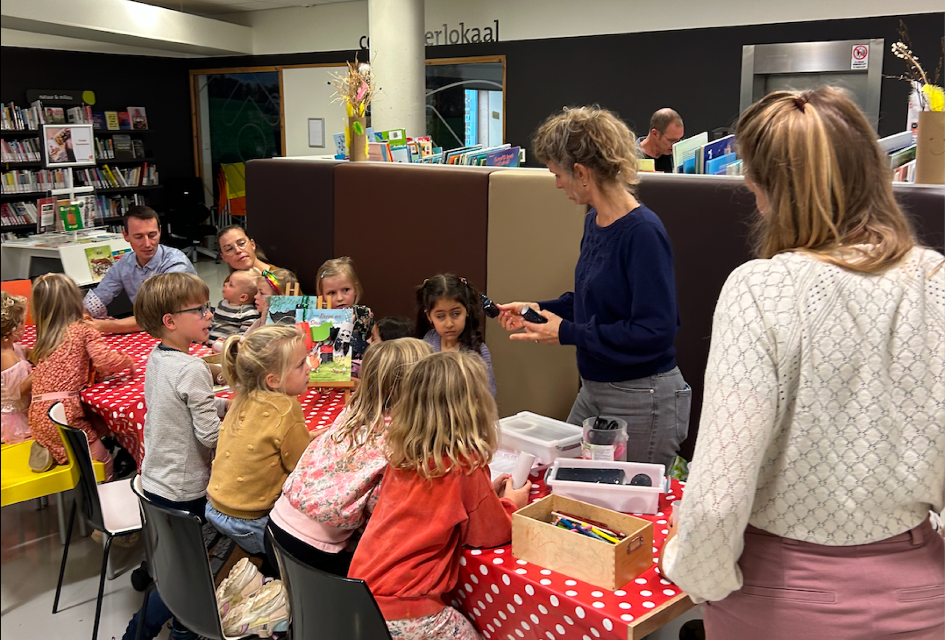 Bilthoven viert Kinderboekenweek met voorlezen en knutselen