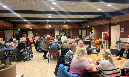 Bingo in het VVSO WVT gebouw brengt de gemeenschap dichter bij elkaar