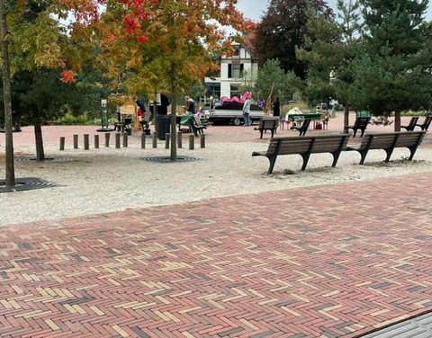 Nationale Regenwormdag in Bilthoven trekt veel bezoekers