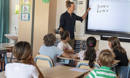 De achterstandsscore in De Bilt is omlaag gegaan: kinderen in De Bilt krijgen nu beter onderwijs.