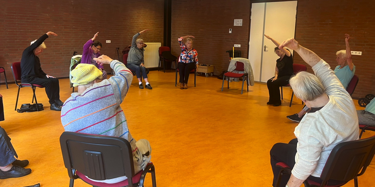 Sport als middel tegen eenzaamheid: ouderen in beweging in de beweegweek
