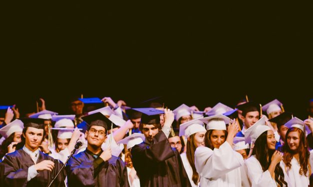 Middelbare scholieren in De Bilt gemiddeld het meest ‘gelukkig’ op school in regio Utrecht: ‘Hebben een van de grootste schoolterreinen van Nederland’