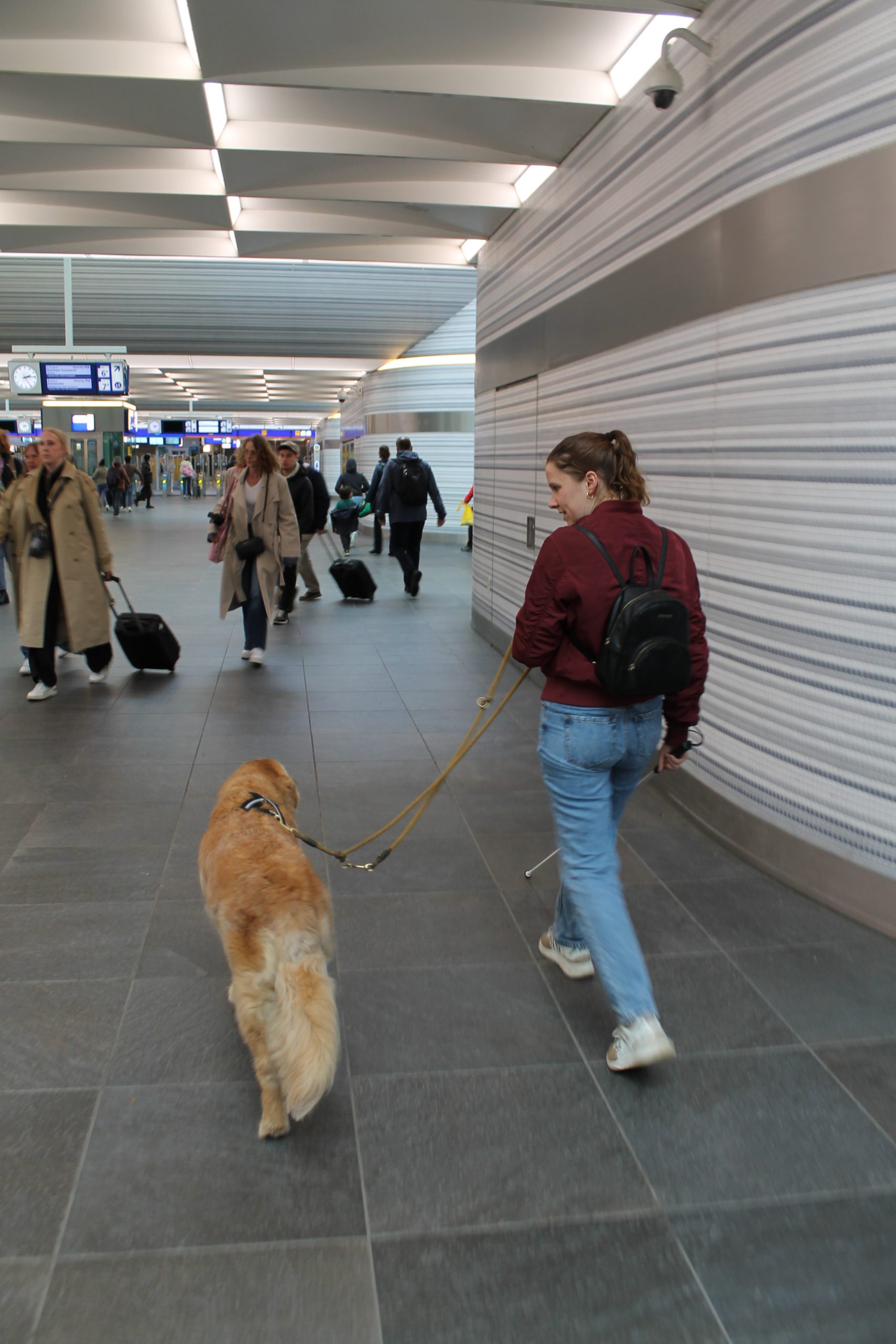 Janice & Urley op station Zwolle. Foto: Chimène de Jonge