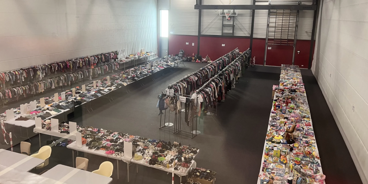 Tweedehands kleding- en speelgoedbeurs