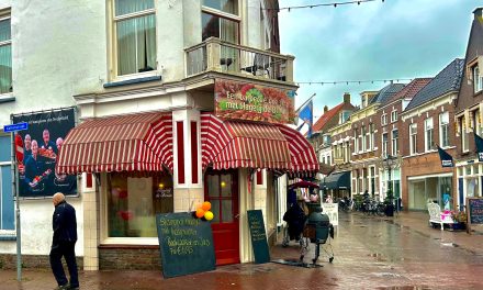 Slagerij De Bruin verrast met winst voor beste ‘fijne rookworst’