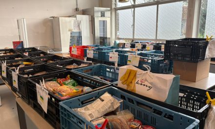 Voedselbank Tiel ondersteunt Culemborg: vrijwilligers rijden elke week uit voor lokale gezinnen