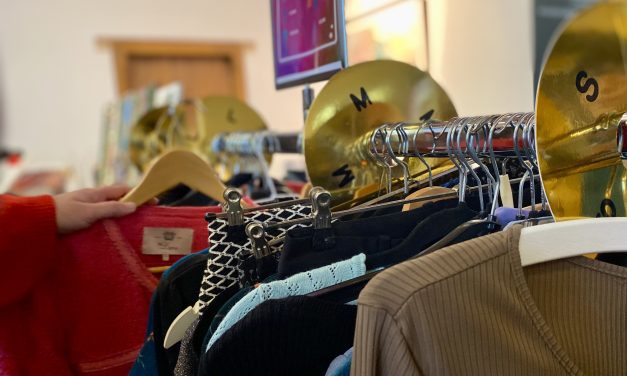 “Kerstkleedjeaan is meer dan een kledingactie”