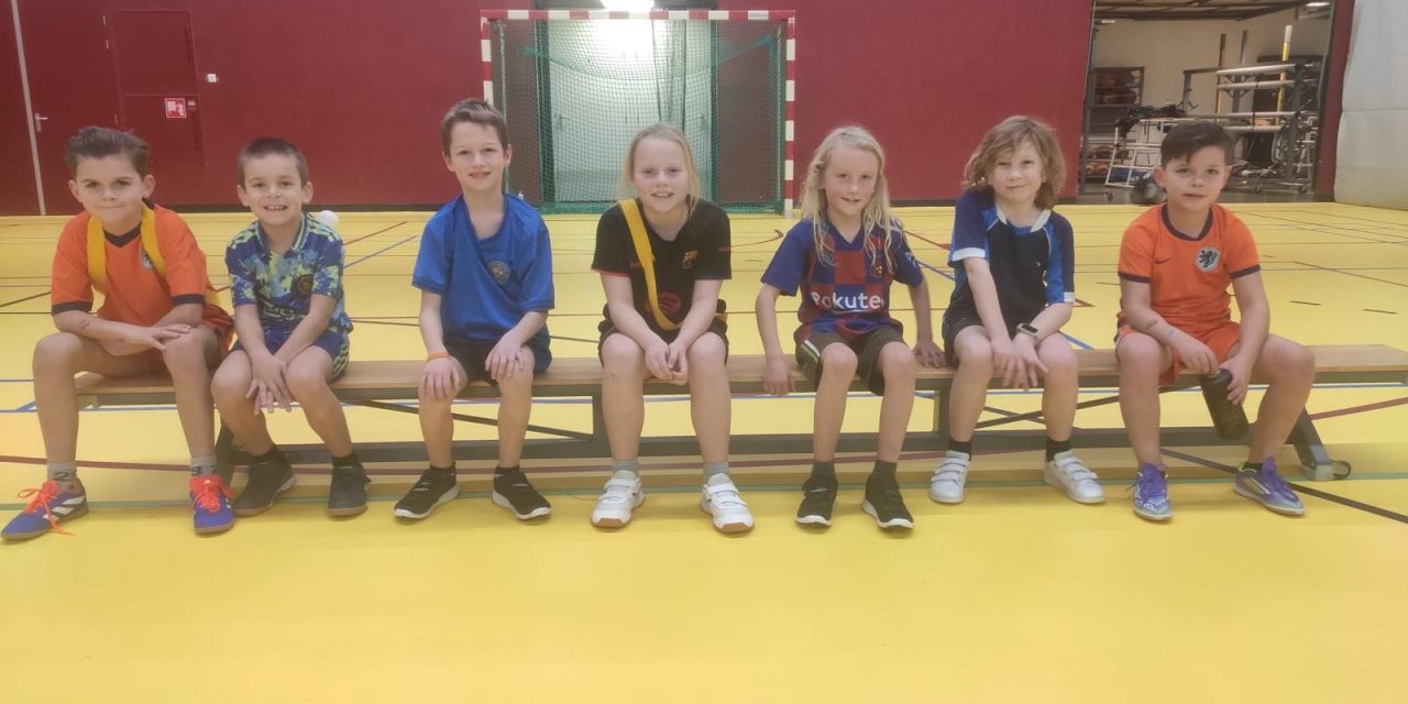 Voetbaltrainer Mitchell van Oorschot: ‘We noemen onszelf het leukste voetbalteam van Culemborg’