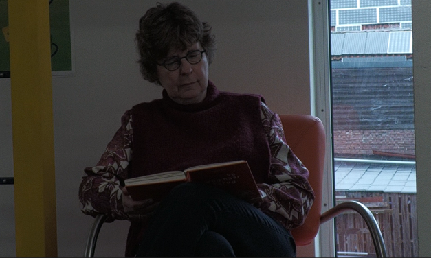 Van voorlezen naar zelf lezen: Hendrikje Schievink begeleidt jonge lezers