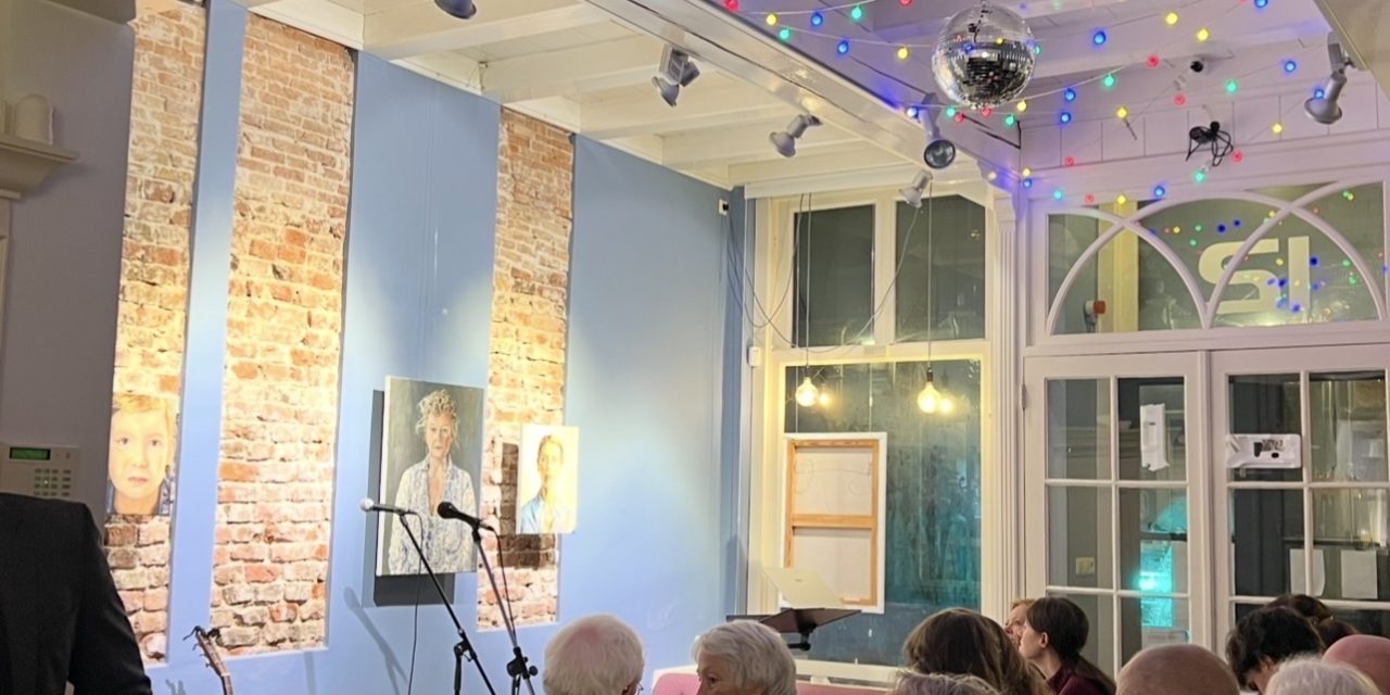 Een Poëzieavond met stadsdichter Marcia Ottevanger