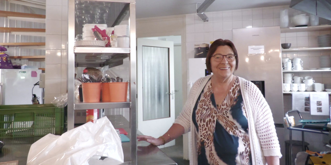 Hennie van Rosmalen brengt buurtbewoners samen