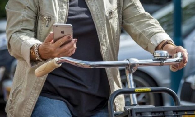 Ondanks boete wordt de telefoon nog veelvoudig gebruikt tijdens een fietsrit