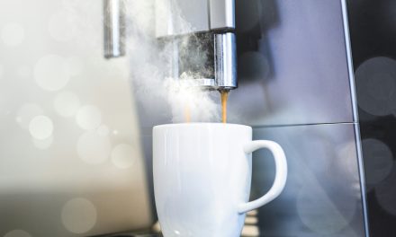 Steeds meer studenten en leraren halen hun koffie bij de duurdere MAMS