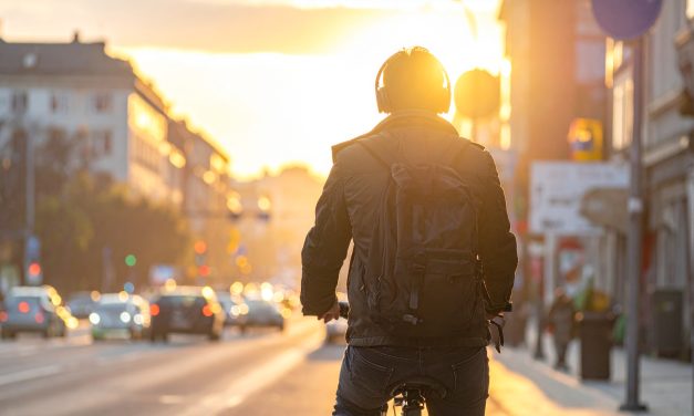 Verschillen in muziekgebruik en verkeersveiligheid bij jong en oud