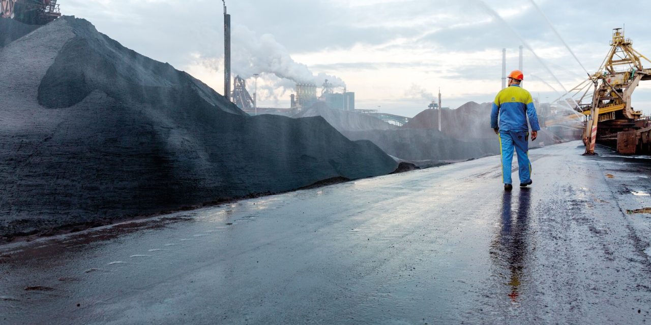 Noordwestenwind blaast fijnstof van Tata Steel richting IJmuiden