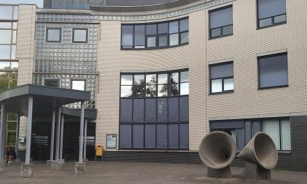 Nieuw gemeentehuis De Bilt moet probleem hoge kosten en slechte werkomstandigheden oplossen