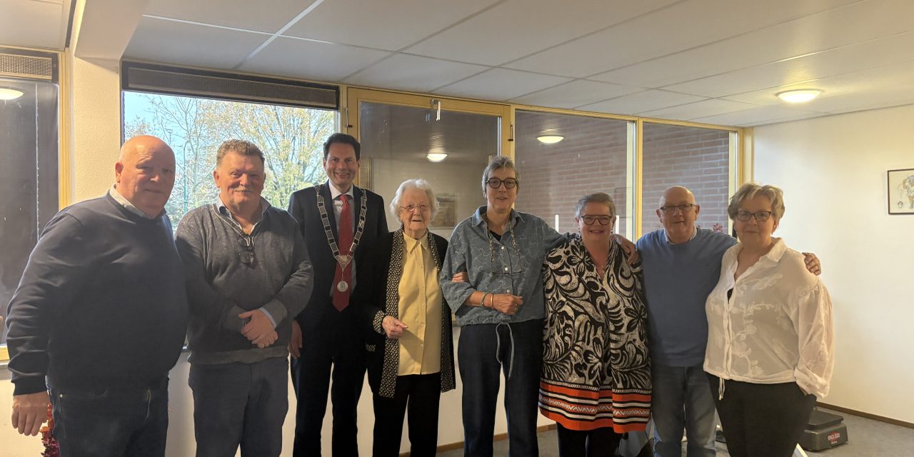 Burgemeester feliciteert oudste inwoner van De Bilt