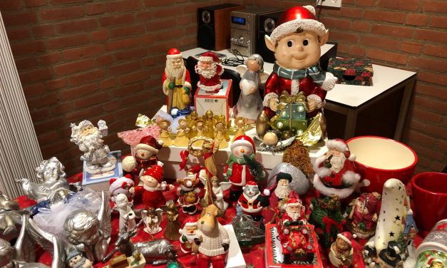 Meer spullen dan ooit bij kerstrommelmarkt in Bilthoven