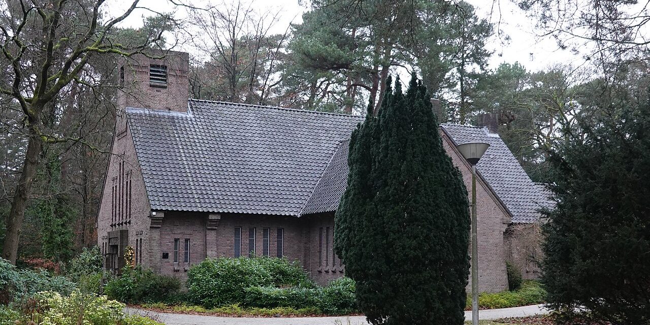 ‘Ik wil mensen aan het denken zetten’: hoe Inge Scheijmans grote denkers naar Bilthoven haalt