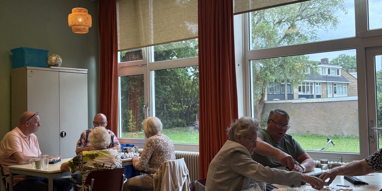 In De Bilt komen werelden samen: Buurtkamer groeit uit tot vaste ontmoetingsplek