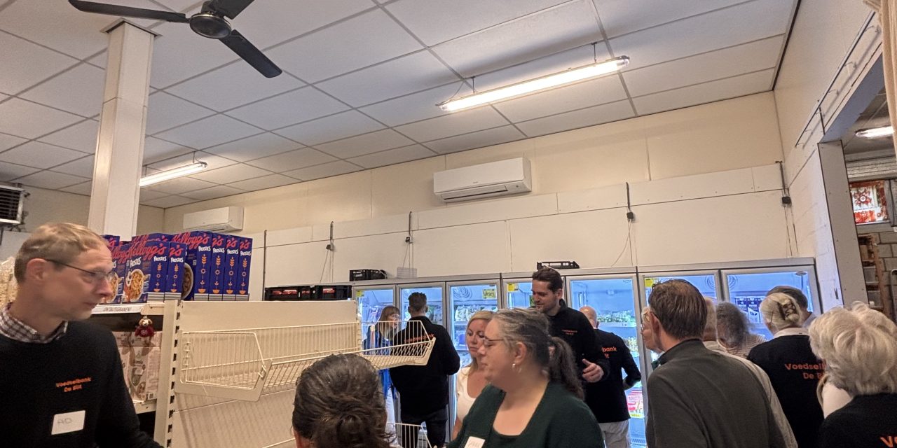 Voedselbank De Bilt viert 15-jarig bestaan tijdens de eerste open dag na drie jaar afwezigheid